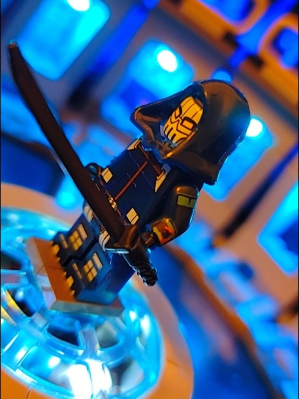 Taskmaster Minifigure Lego Compatible - Picture 2 of 6